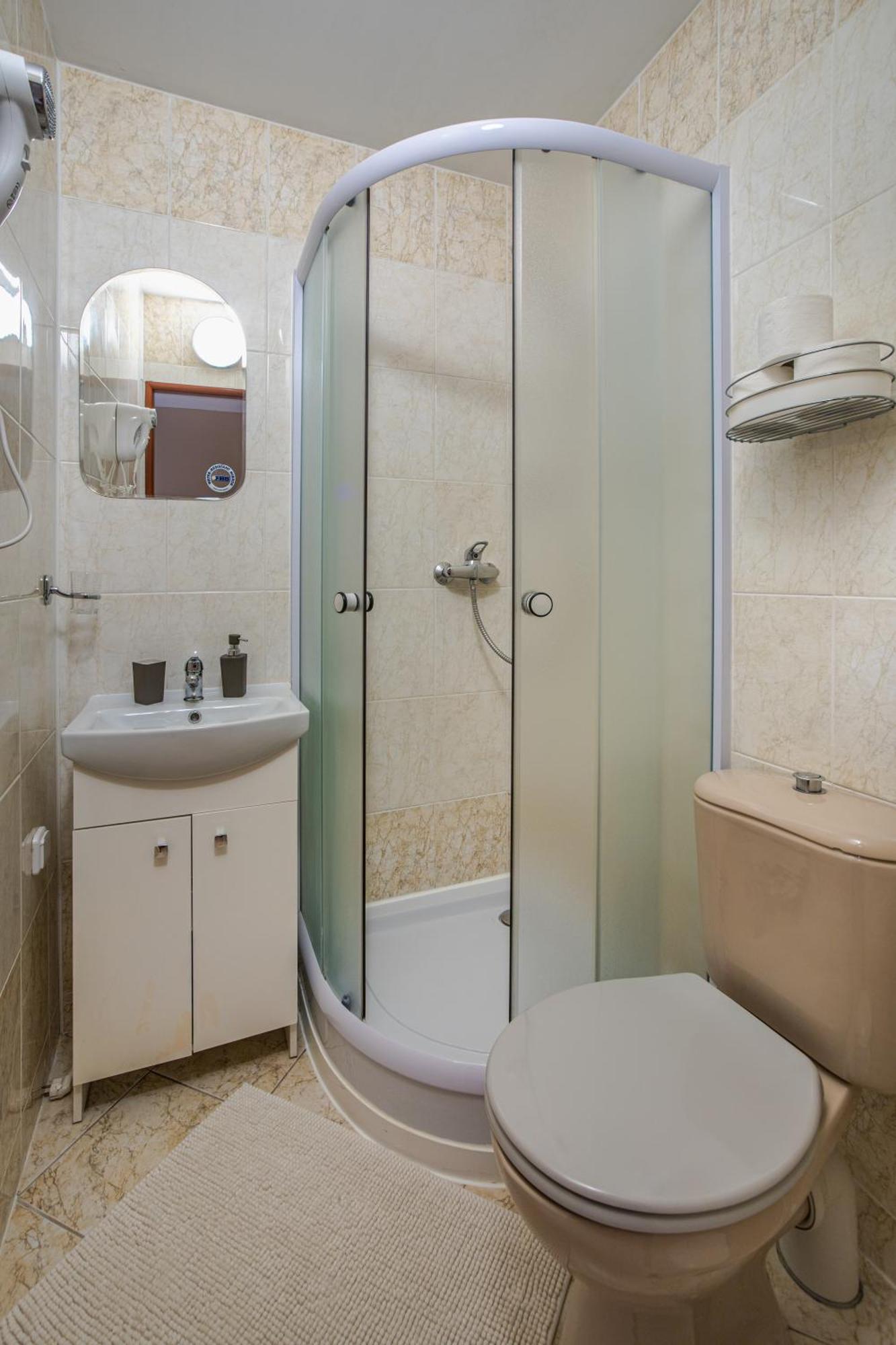Apartmany Adrspach " U Kozaru " Teplice nad Metuji Ngoại thất bức ảnh